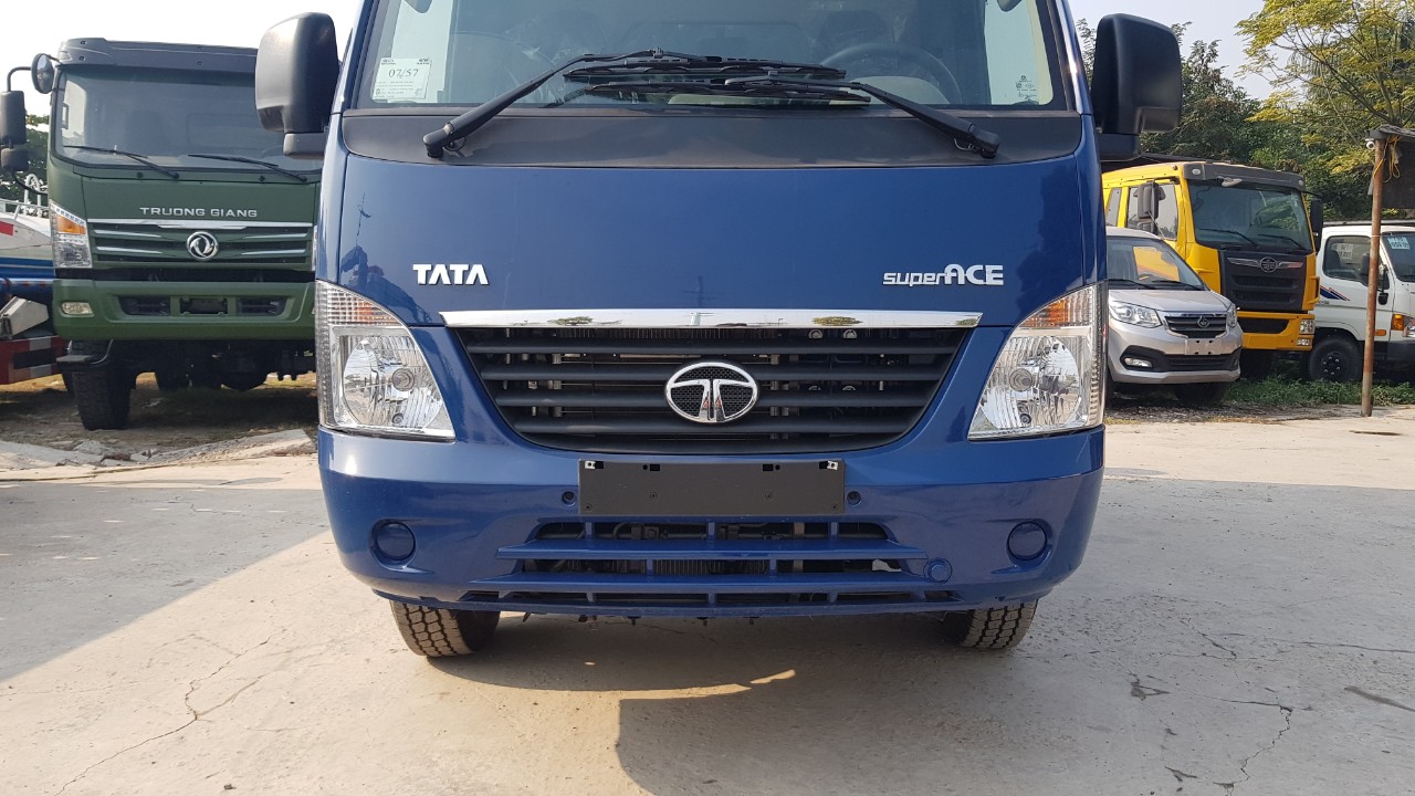 TATA Super ACE vẫn là dòng xe duy nhất trong phân khúc trang bị máy dầu