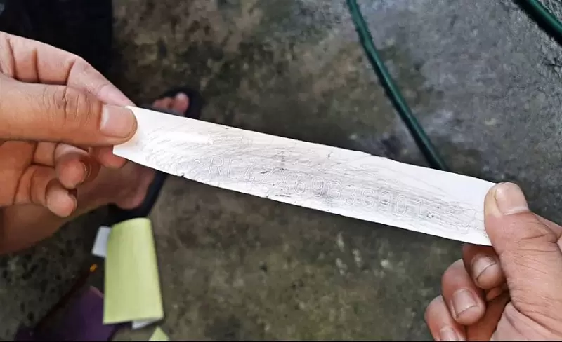 Hướng Dẫn Cách Cà Số Khung Số Máy Xe Ô Tô Tải Chi Tiết Từng Bước