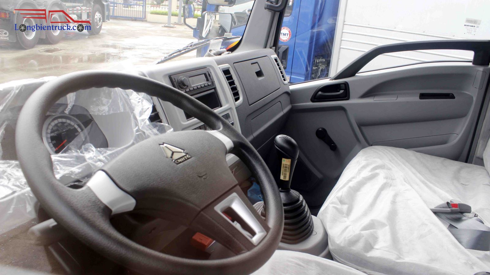 Xe tải TMT sinotruk 6 tấn thùng khung mui bạt ST8160T