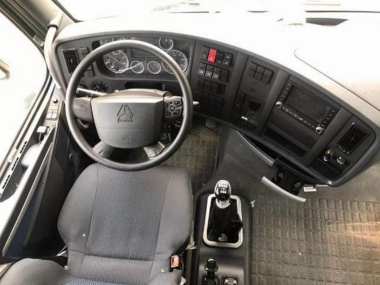 Tổng quan các đèn báo trên bảng taplo xe tải Howo A7, T5G và các dòng khác