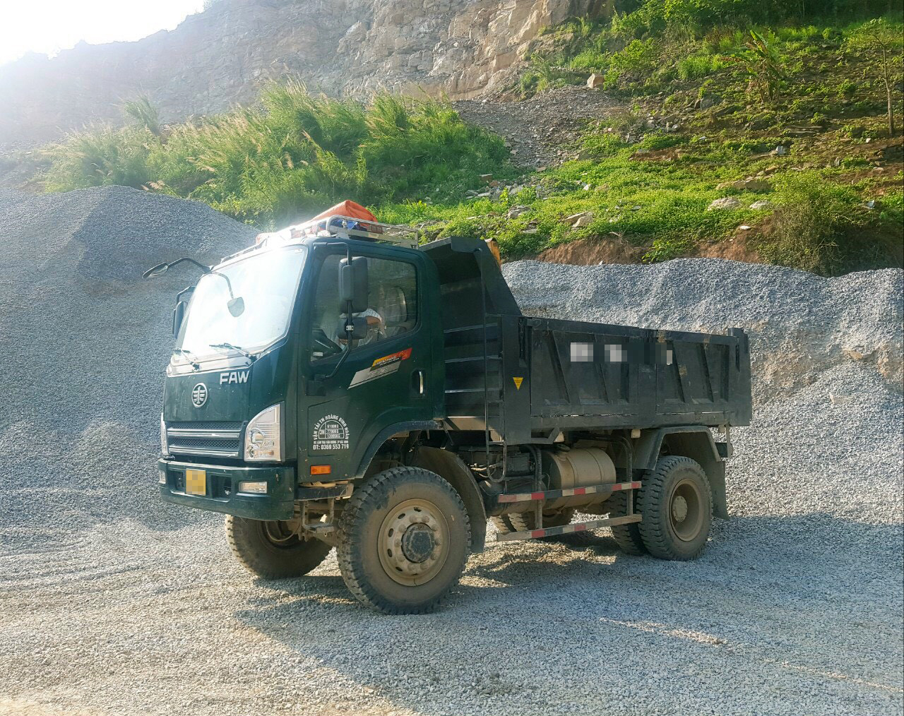 Xe ben Chiến Thắng 7t7 2 cầu dầu chở vật liệu xây dựng Xe ben Chiến Thắng 7t7 2 cầu dầu chở vật liệu xây dựng