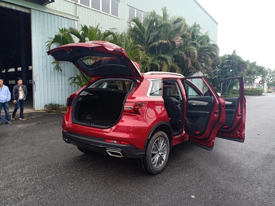 SUV nhập khẩu của Dongben có quá nhiều Option cao cấp