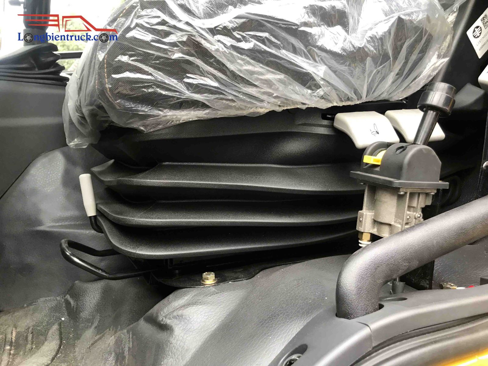 xe tải ben Trường Giang 7.7 tấn máy FAW cầu dầu