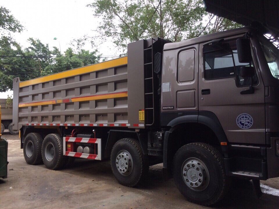 Longbientruck nhận đóng thùng theo yêu cầu của khách hàng