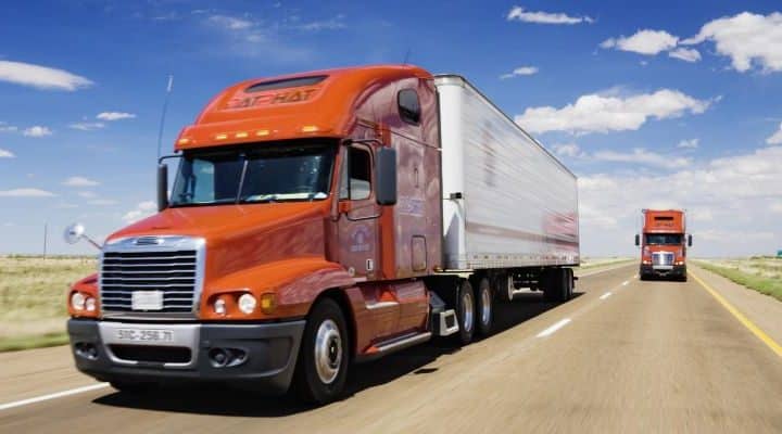 Lái Xe Đầu Kéo Cần Bằng Gì? Giải Đáp A-Z Quy Định Mới Nhất