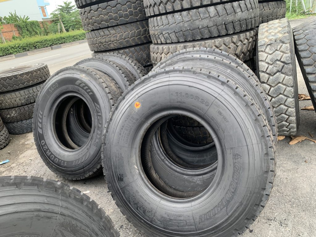 Tại Sao Việc Biết Trọng Lượng Lốp Xe Tải Lại Quan Trọng?