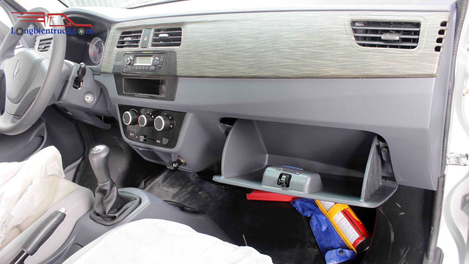 Tổng thể nội thất tiện nghi và đầy đủ Tổng thể nội thất tiện nghi và đầy đủ