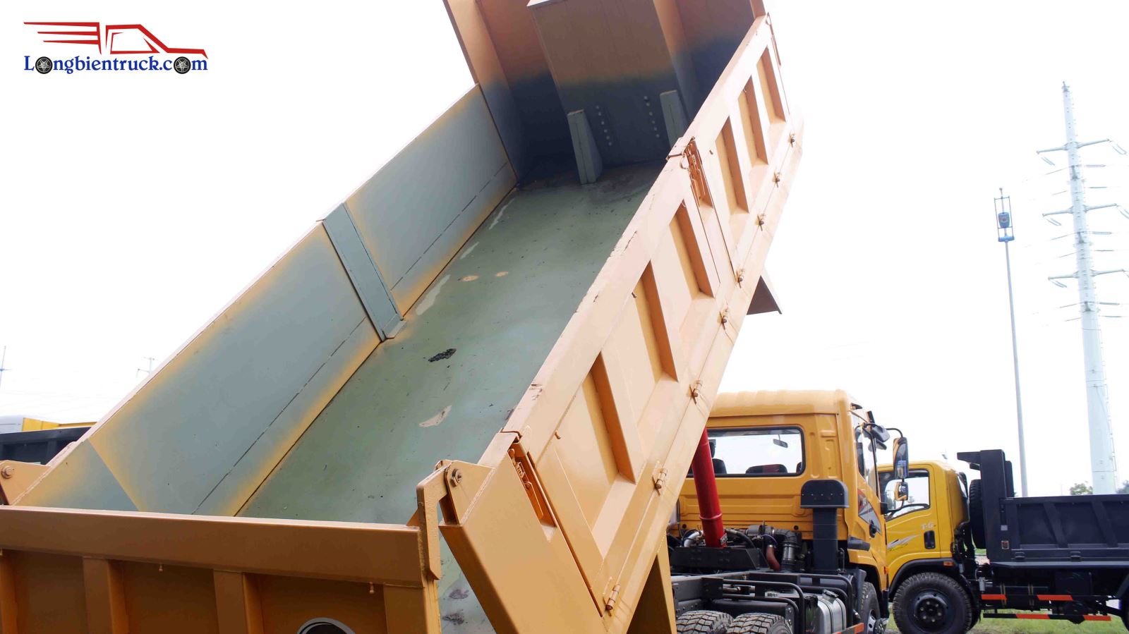 Thùng hàng xe ben Trường Giang 3 chân