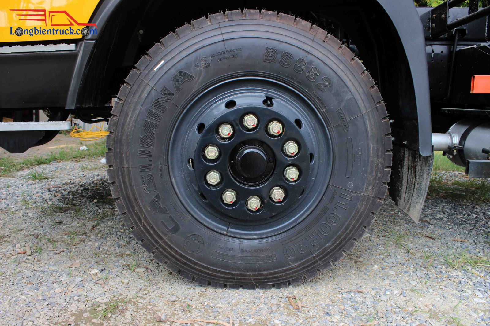 Lốp xe ben Trường Giang 8.1 tấn