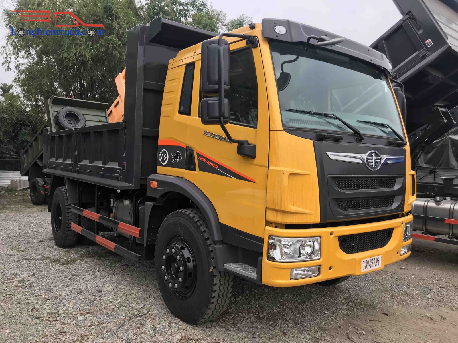 xe tải ben Trường Giang 7.7 tấn máy FAW cầu dầu
