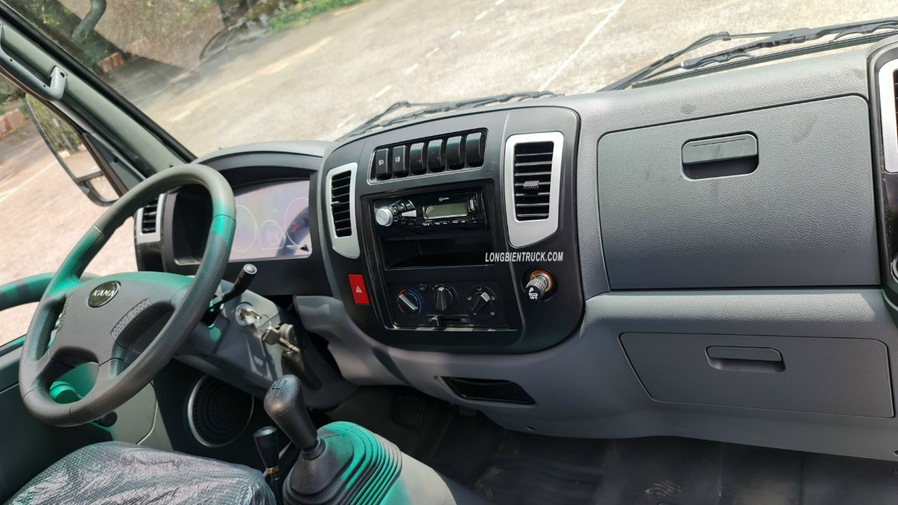 Xe tải ben Chiến Thắng 2.35 tấn đời mới