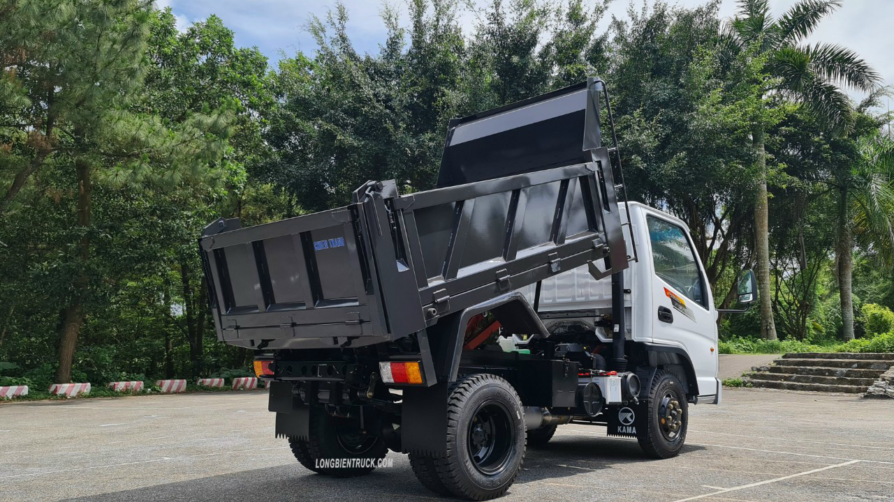 Xe tải ben Chiến Thắng 2.35 tấn đời mới