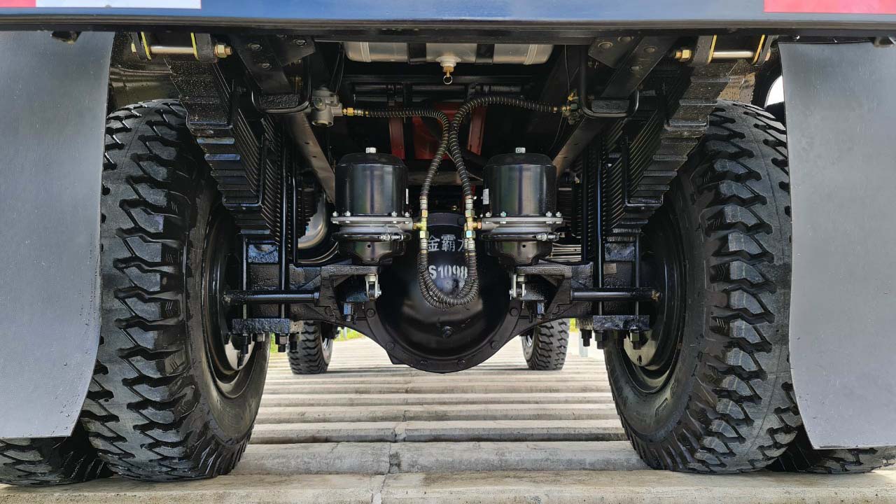 Khung gầm sau của xe ben Chiến Thắng 6t8 2 cầu