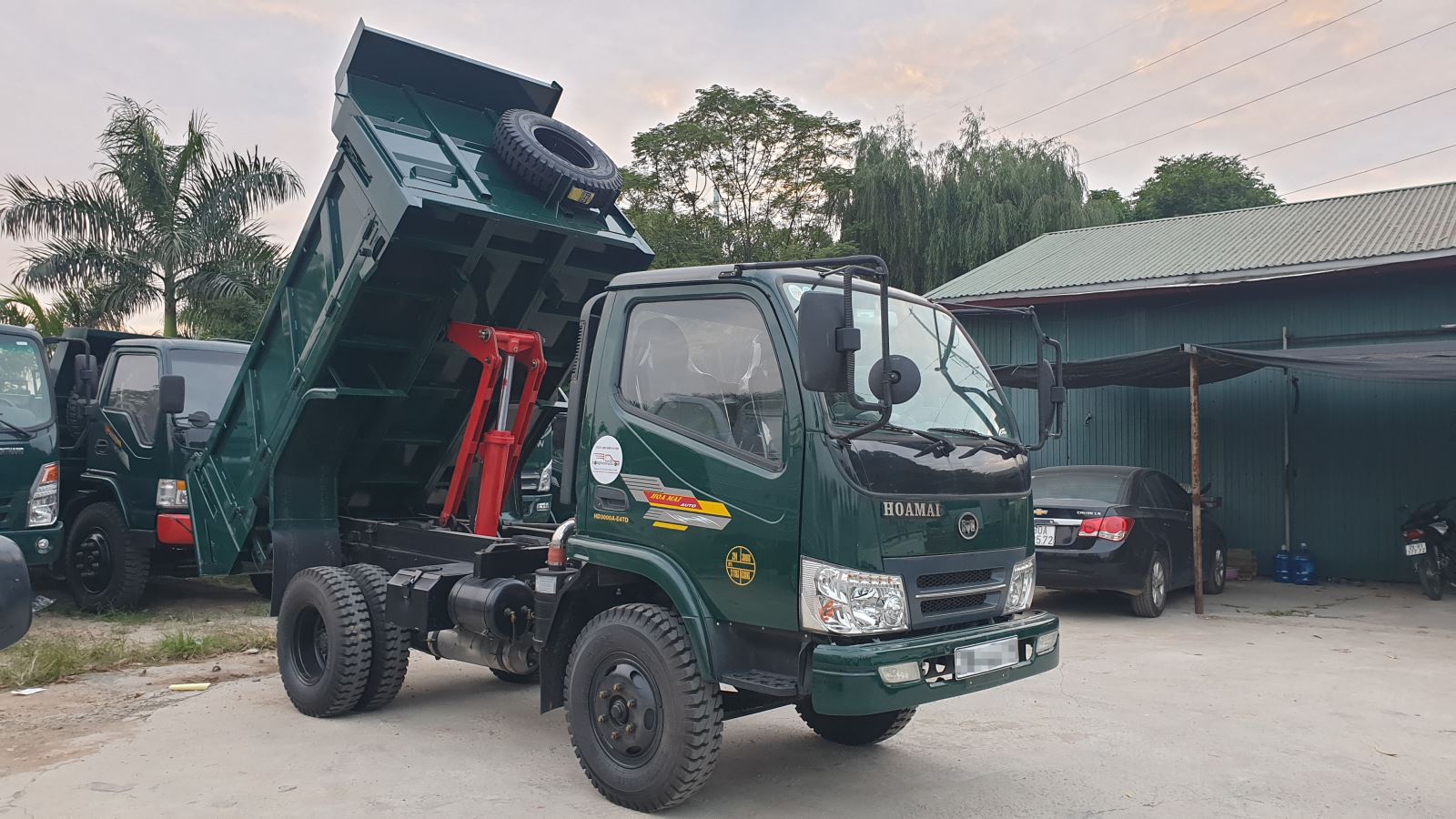 Xe ô tô tải ben tự đổ Hoa Mai 3 tấn Euro 4