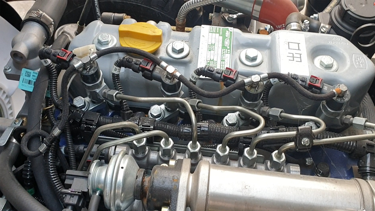 Động cơ xe ben Hoa Mai 3 tấn đời mới