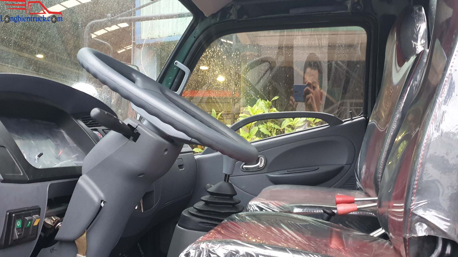 Nội thất xe ben Hoa Mai 5 tấn 2 cầu Nội thất xe ben Hoa Mai 5 tấn 2 cầu