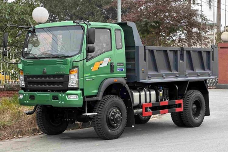 Toàn cảnh xe ben Howo 8 tấn Sinotruk màu xanh quân đội mạnh mẽ và bền bỉ