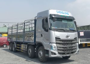 Xe Tải 4 Chân: Từ A-Z Về Tải Trọng, Giá Bán & Kinh Nghiệm Mua