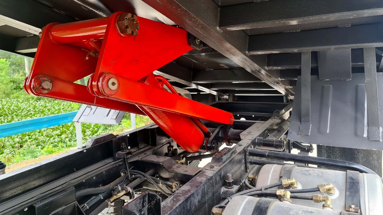 Chassis của xe tải ben Chiến Thắng 4t65 2 cầu