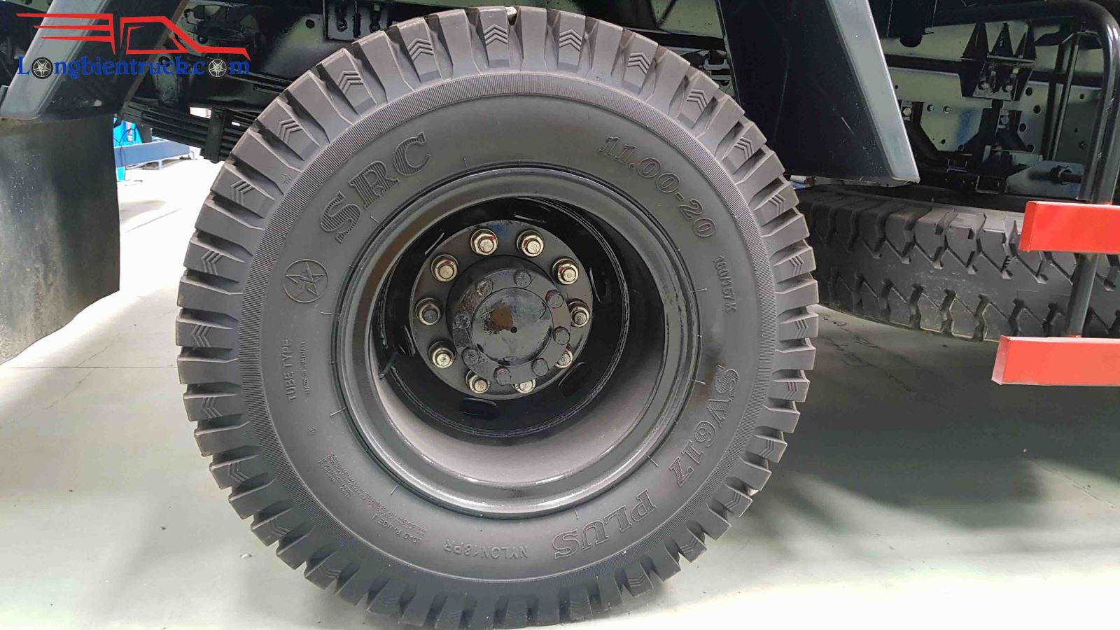 Dàn lốp 11.00 R20 thoải mái tải hàng nặng