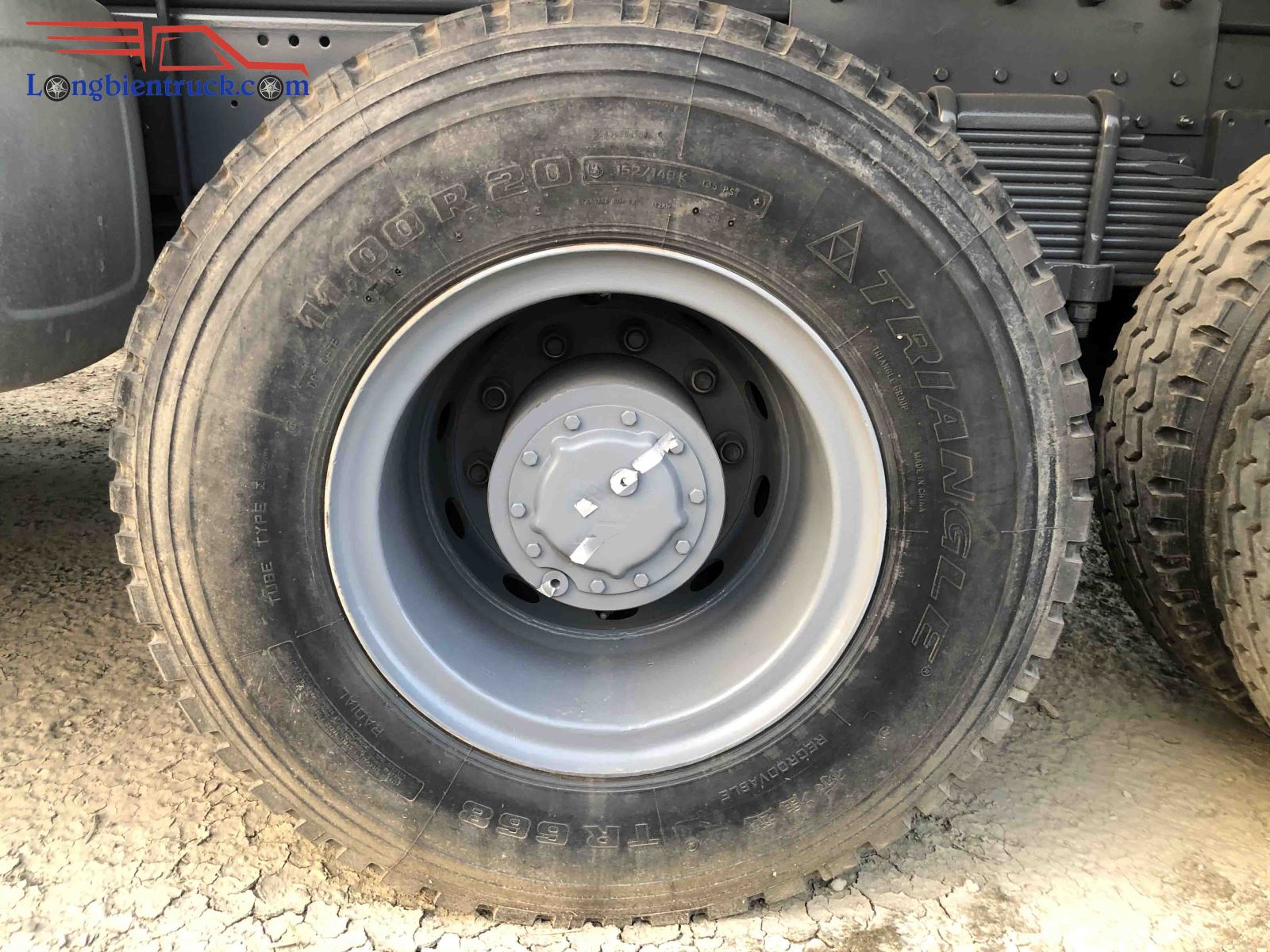 Lốp xe loại lốp nhập khẩu ưa thích của dân Việt Nam