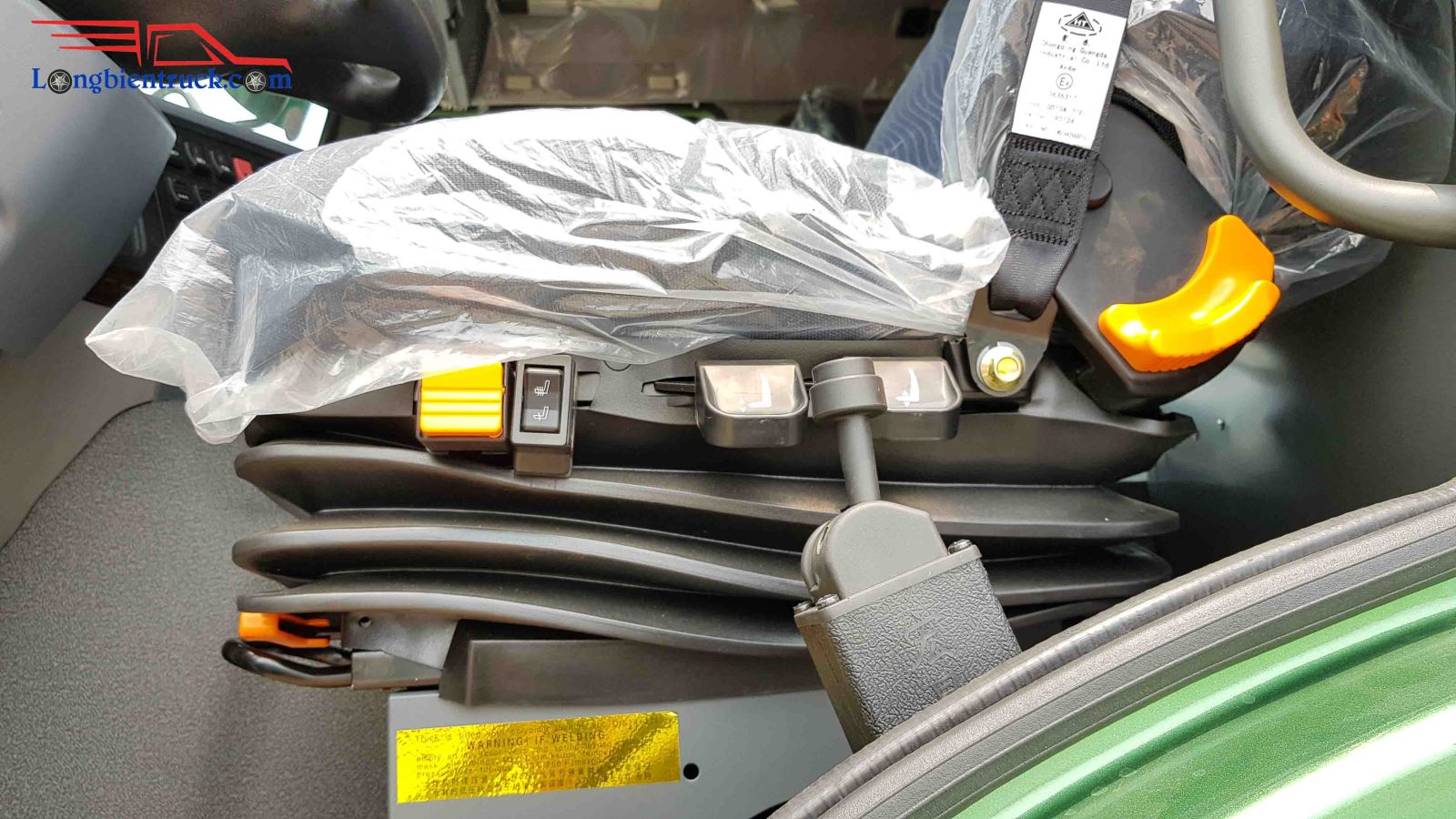 Ghế hơi cho lái xe và cả phụ xe