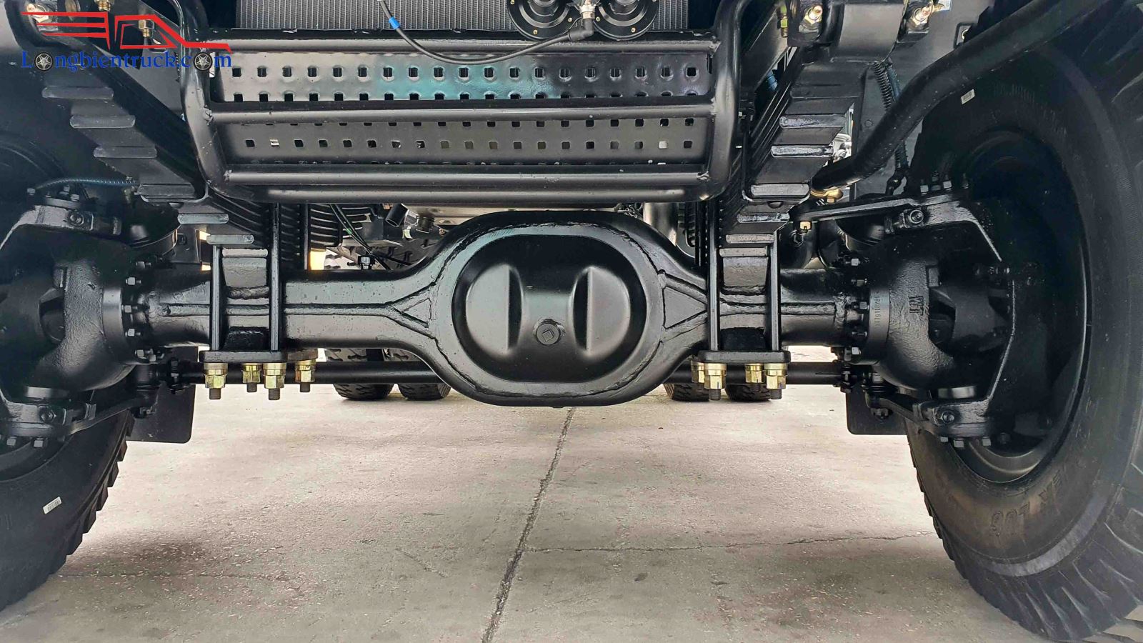 Xe tải ben TMT Sinotruck 9 tấn 2 cầu ST11890D2