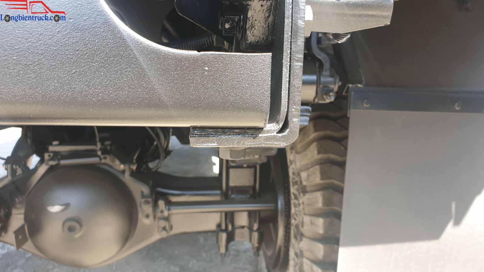 Chassi xe ben Howo Sinotruk 7t1 2 cầu dầu Chassi xe ben Howo Sinotruk 7t1 2 cầu dầu