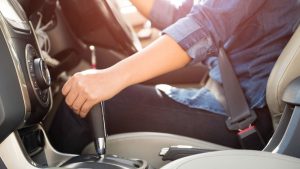 Xe Tải Bị Kẹt Số: 7 Nguyên Nhân & Cách Xử Lý An Toàn Cho Bác Tài