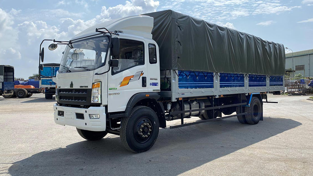 Xe tải HOWO 160 tải trọng 8 tấn thùng dài 8m1 Euro 4