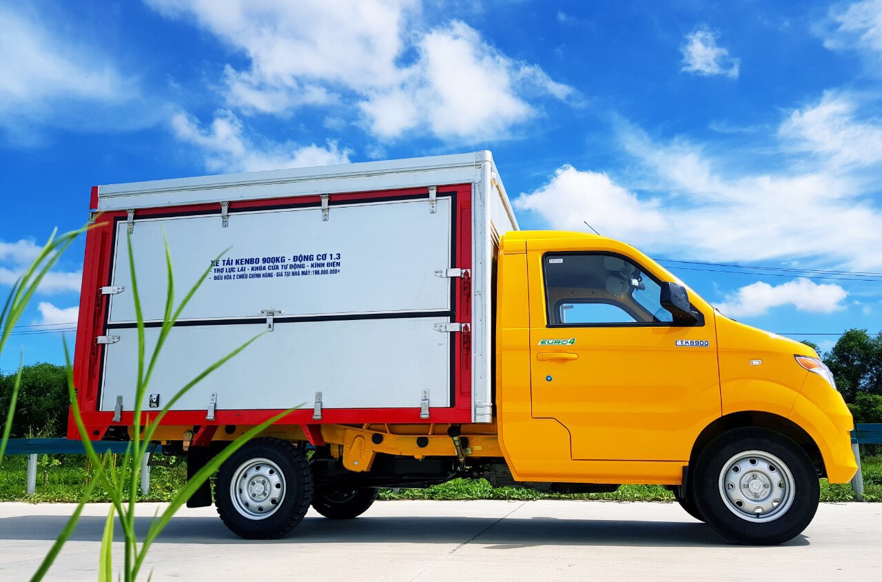 Xe tải Kenbo Chiến Thắng thùng cánh dơi 900kg - Xe tải bán hàng lưu động