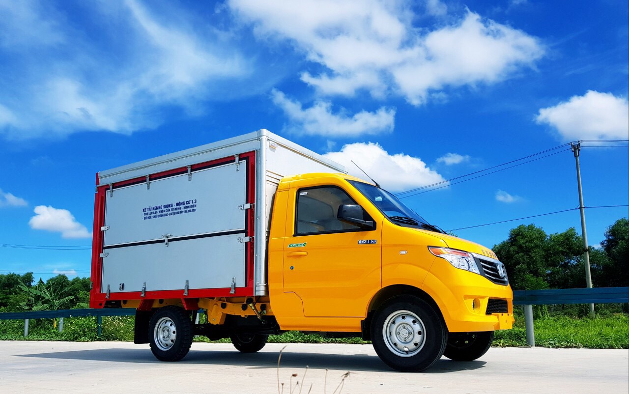 Xe tải Kenbo Chiến Thắng thùng cánh dơi 900kg - Xe tải bán hàng lưu động