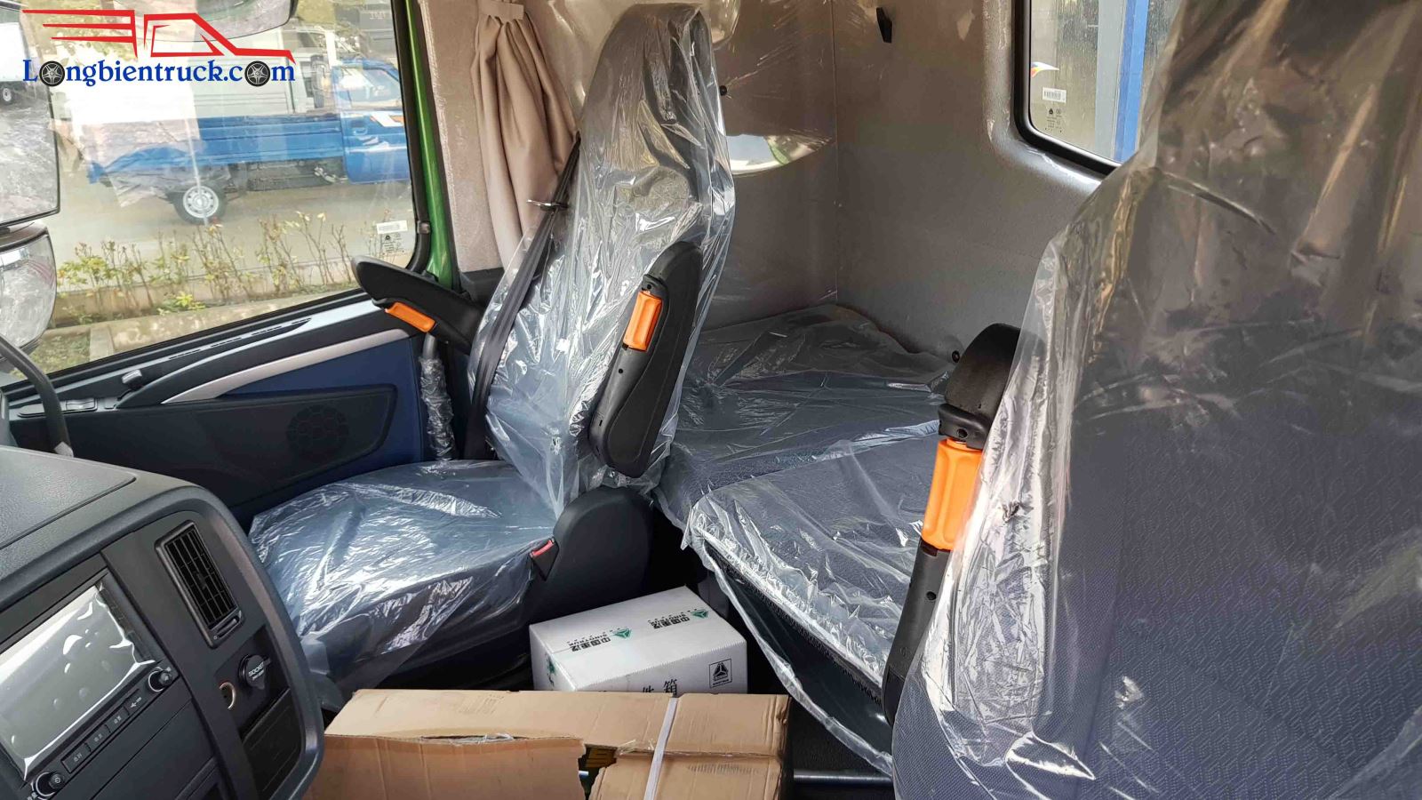 Khoang nội thất cabin cực rộng rãi Khoang nội thất cabin cực rộng rãi