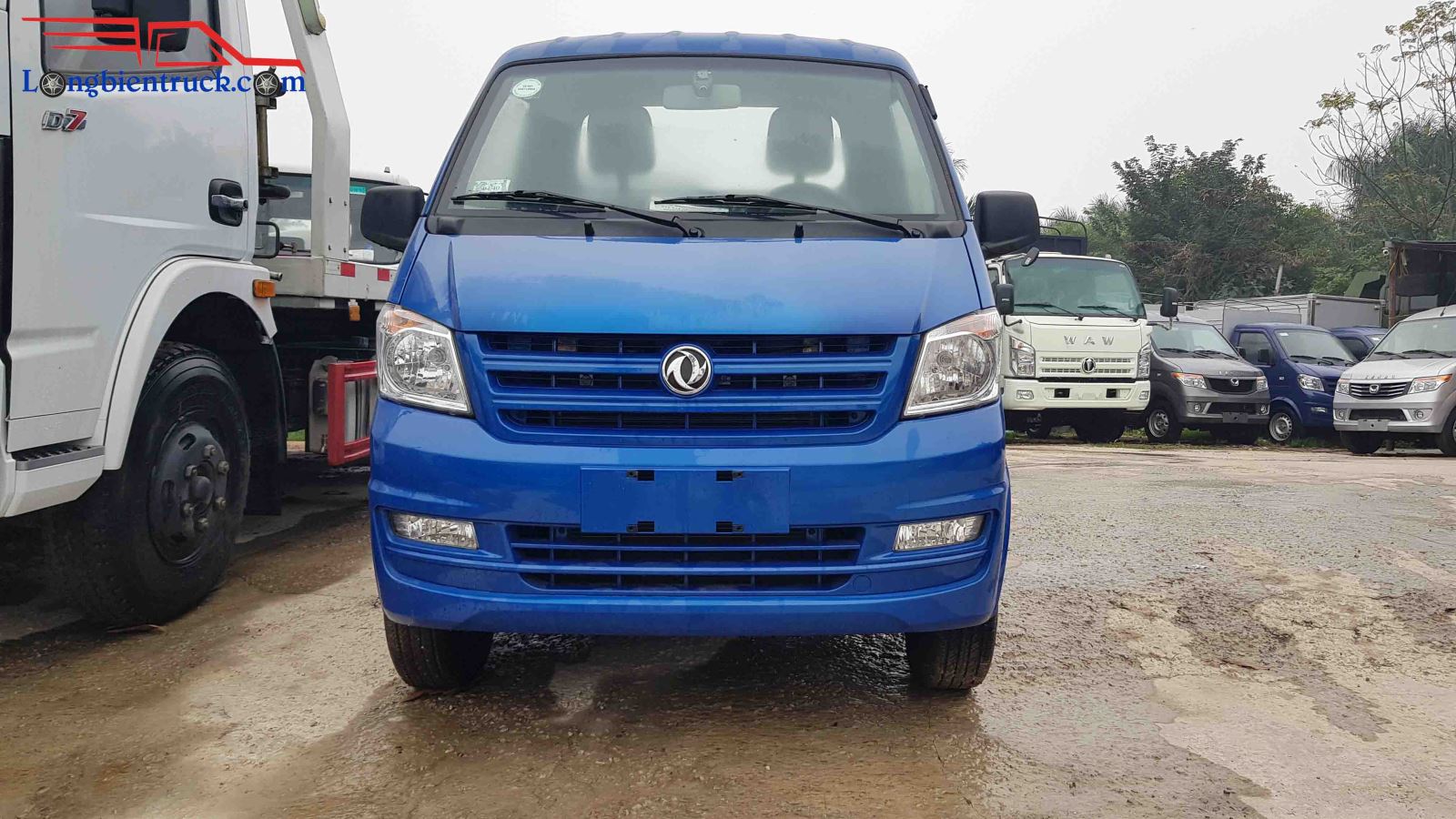 Tổng thể mặt trước của dòng xe Tổng thể mặt trước của dòng xe