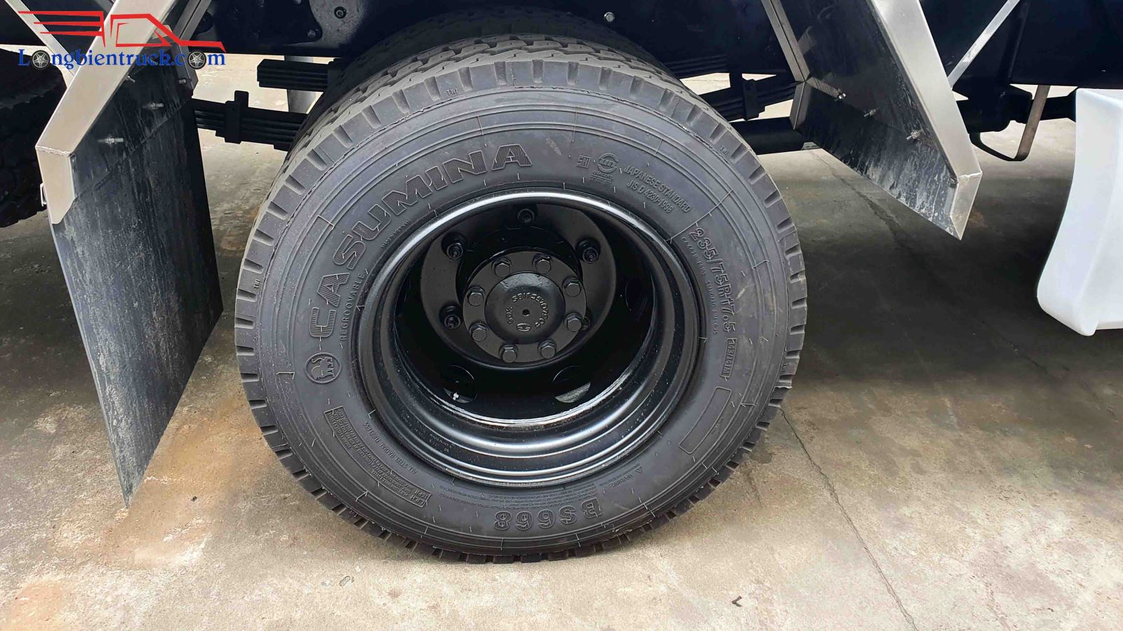 Lốp theo xe là lốp không săm Lốp theo xe là lốp không săm