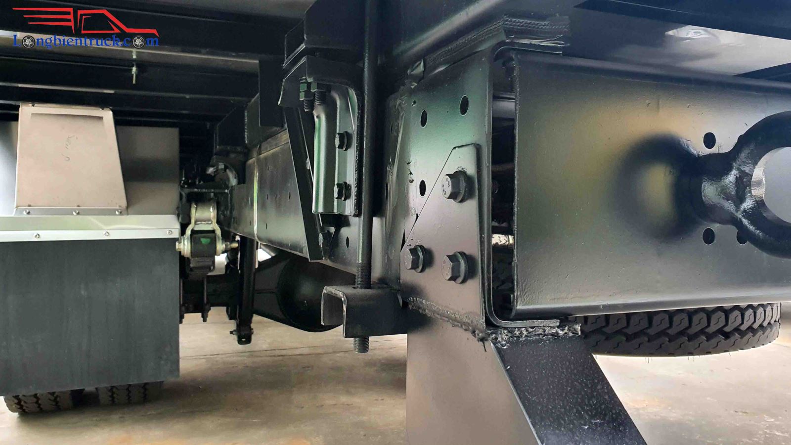 Hệ thống khung gầm chắc chắn Hệ thống khung gầm chắc chắn