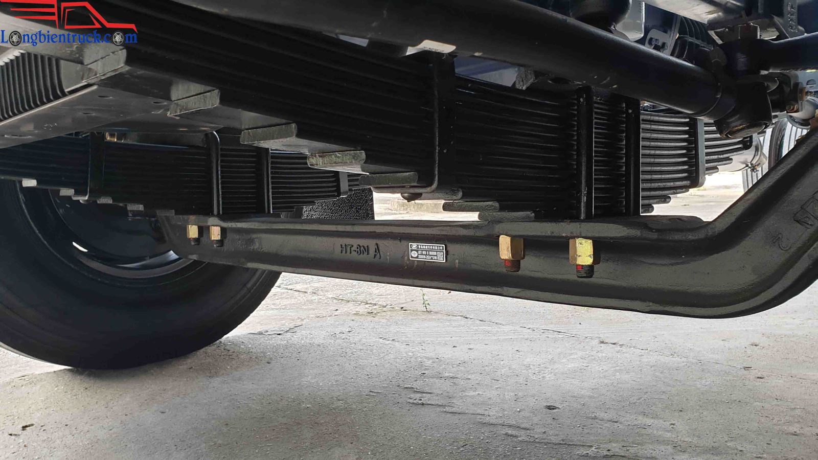 Xe tải Trường Giang 7.1 tấn thùng dài 7m88 trạng thái chassis ( sắt xi )