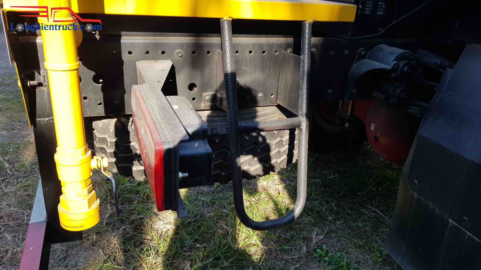 Bậc lên xuống chắc chăn Bậc lên xuống chắc chăn