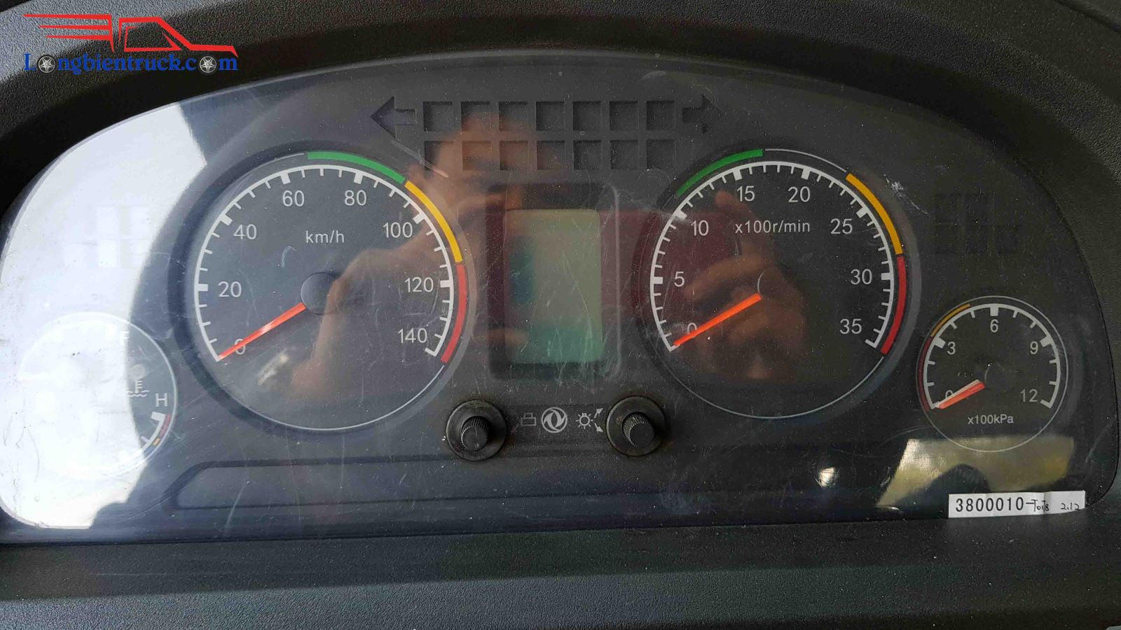 Bảng điều khiển trung tâm theo xe Bảng đồng hồ táp lô hiển thị các chức năng