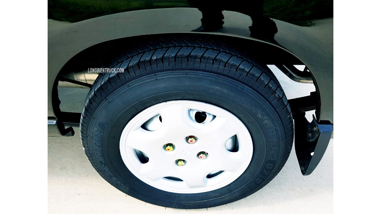 Lốp xe van Kenbo 2 chỗ đời mới Lốp xe van Kenbo 2 chỗ đời mới